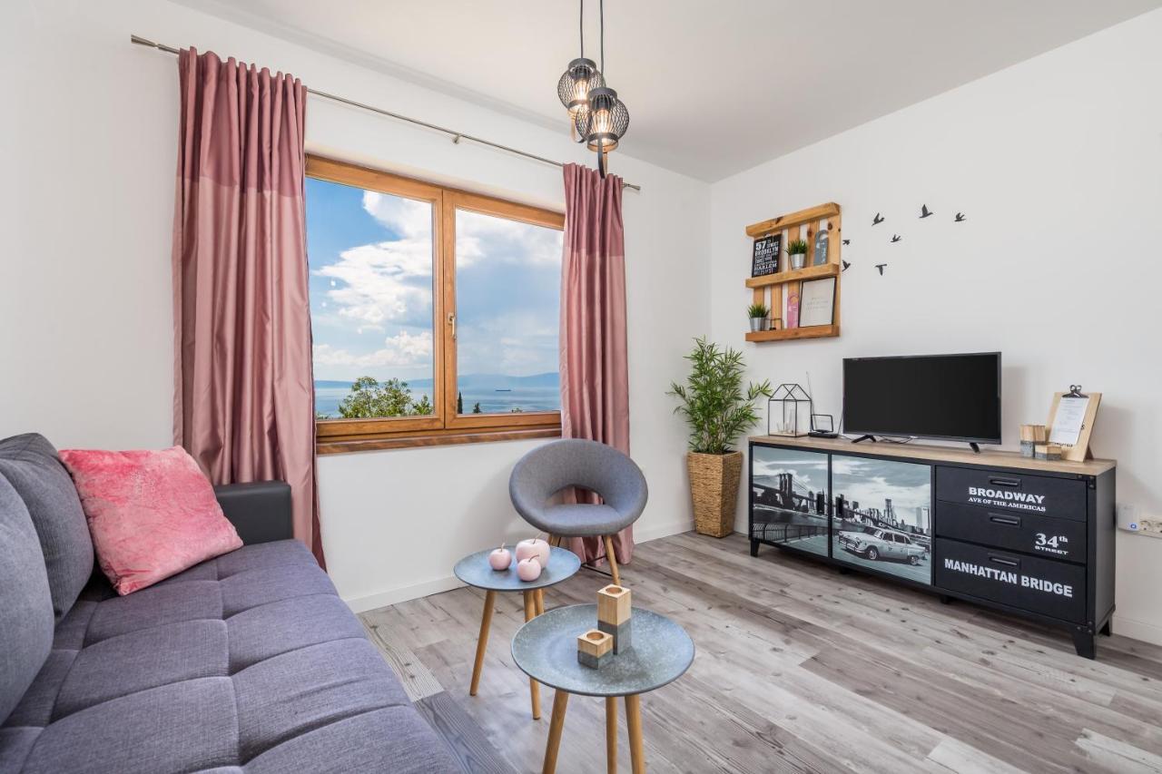 Fara Apartment