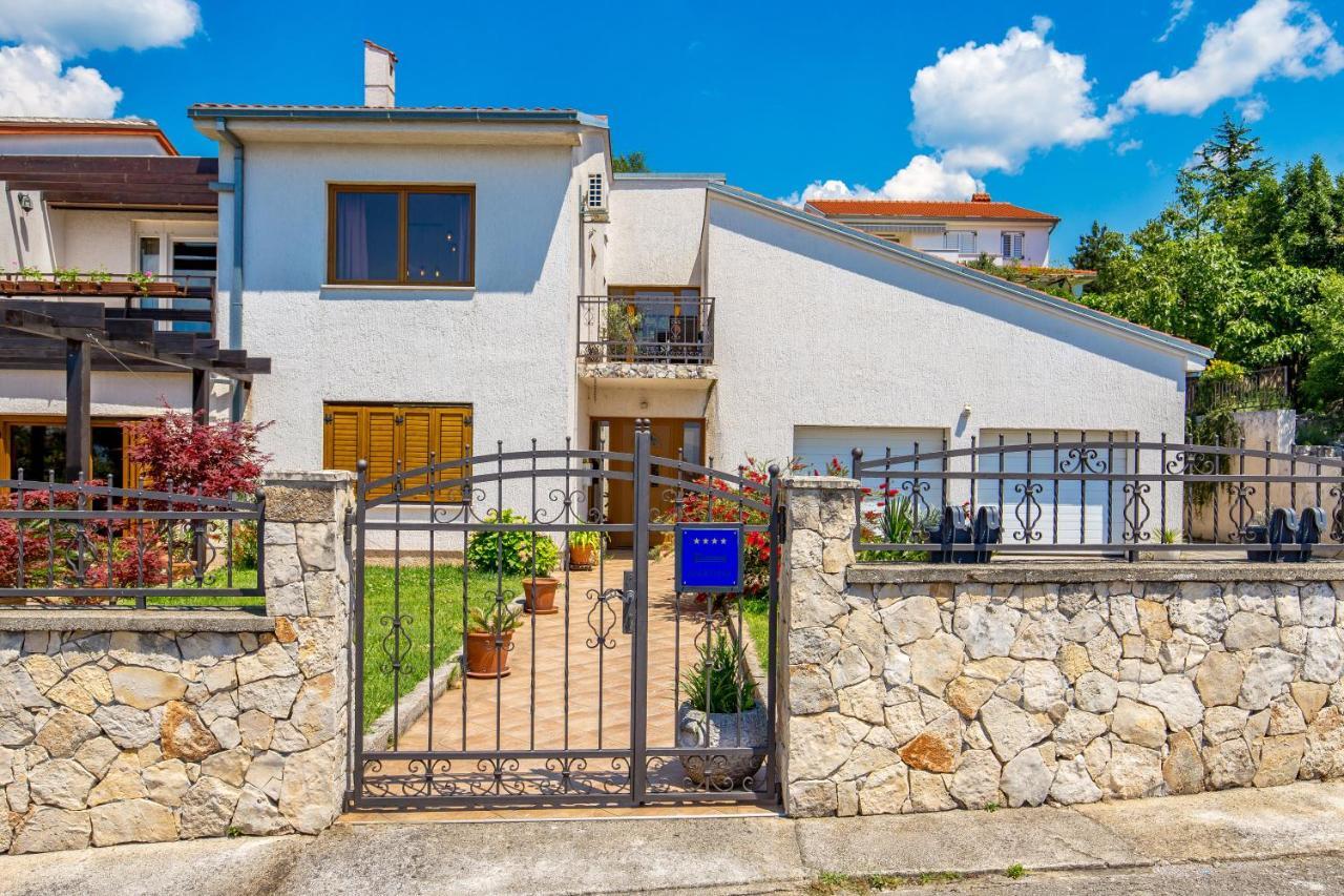 Apartment Fara Kraljevica
